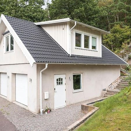 A Lovely Bright Apartment With It'S Own Entrance Kungsbacka Zewnętrze zdjęcie