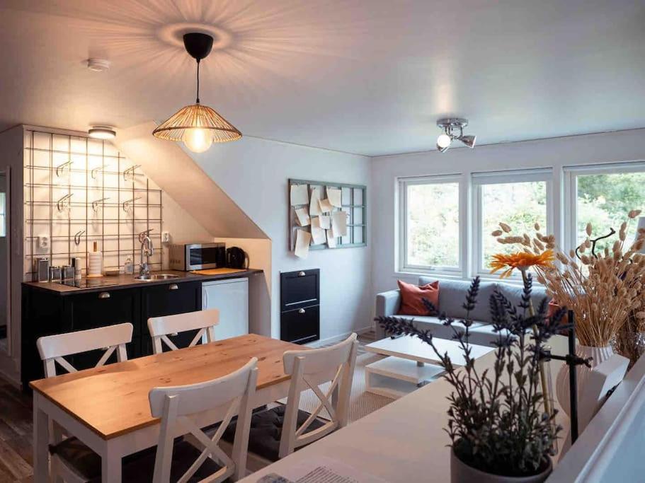 A Lovely Bright Apartment With It'S Own Entrance Kungsbacka Zewnętrze zdjęcie